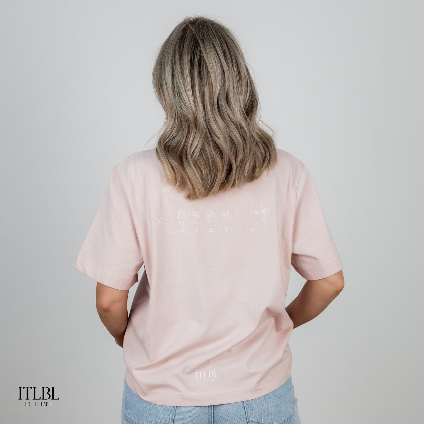 ITLBL Over-T Servus Women