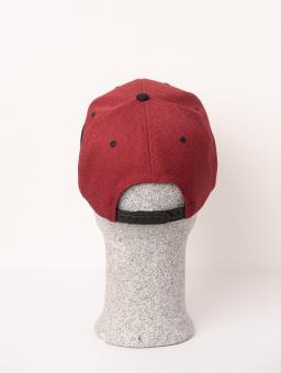 SVN Yupoong Classics Premium Snapback rot/schwarz